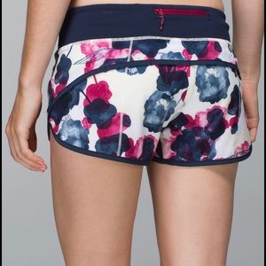 LuluLemon Speed Short - Inky Floral
